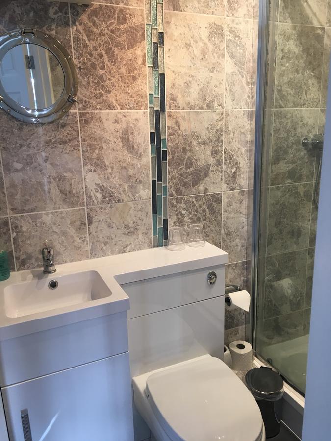 קינגסברידג' Sun Bay Hotel מראה חיצוני תמונה